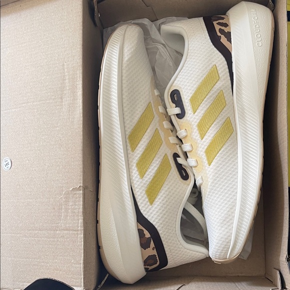 Adidas Women's RUNFALCON 3.0 WHITE GOLD LEOPARD Athletic Shoes - Picture 6 of 6
